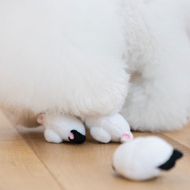 犬 おもちゃ ペット 101匹わんちゃん クルエラ ディズニー 韓国 かわいい ボール ペット用品 グッズ 猫 動物 遊び 音 噛む